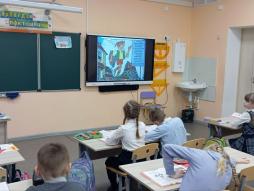 Просмотр ролика "Знаешь ли ты свои права?" в 3 классе